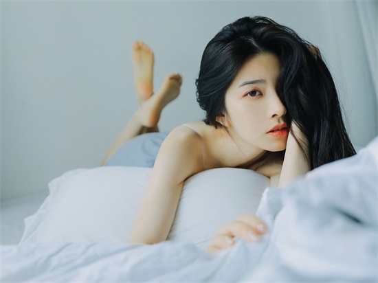 猛虎视频app破解版:一款免vip无限次观看无数美女福利视频的影视播放软件