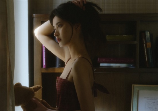 粉色视频免费高清大全:一款提供免费美女福利视频大全的高清视频播放器