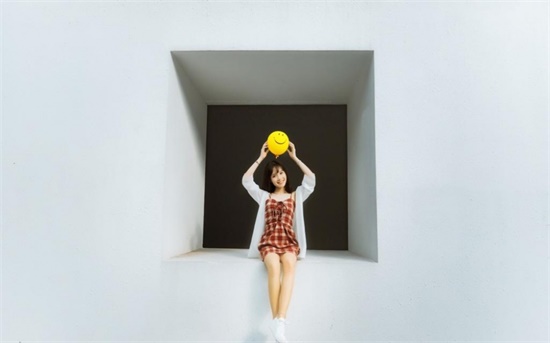 薰衣草社区视频完整版:一款观看优质高清视频的影视观看应用