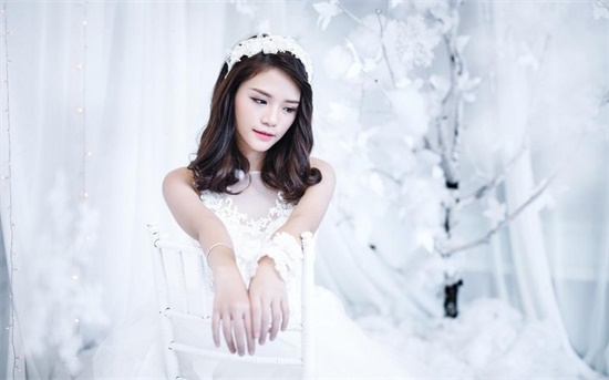 小草社区高清视频app:一款可以观看优质有趣视频的影视剧院平台