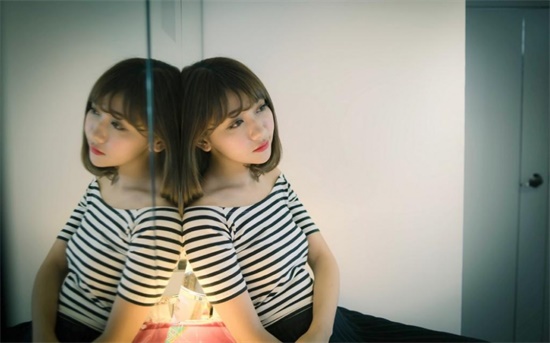 小草社区影院app:一款可以观看受欢迎热门视频的影音播放软件