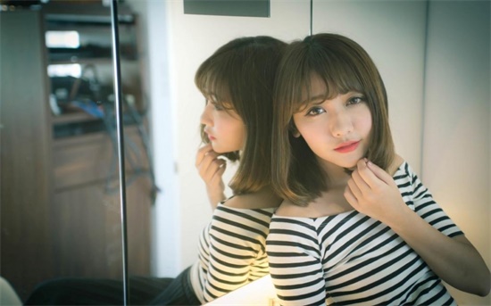 小草社区影院app破解版:一款提供观看高清精彩视频的官方视频软件