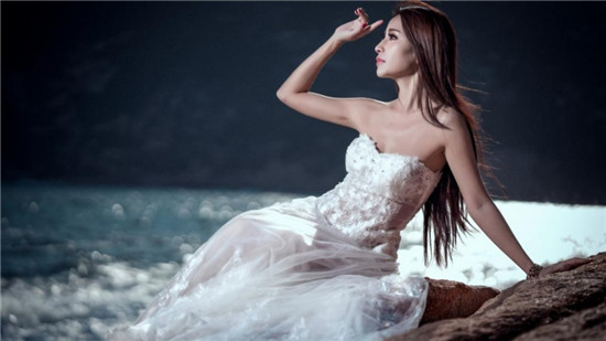 秋葵视频APP最新破解版：一款汇聚全网无数精品影视资源的最新手机播放器