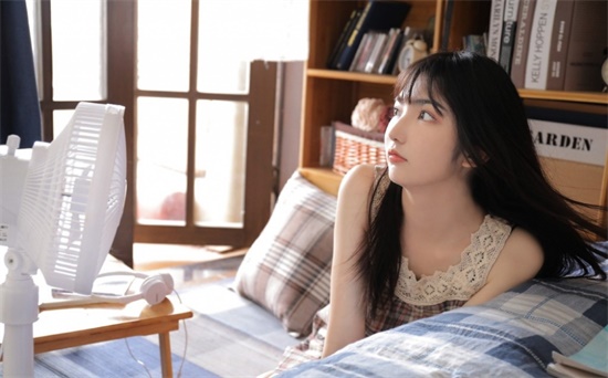 茄子影院破解版:一款播放高质量热门视频的影视剧院平台