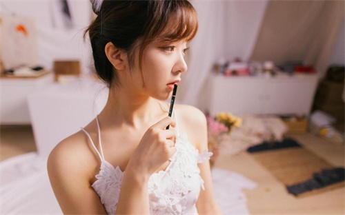 好莱污直播入口：一款当下非常受年轻用户们欢迎的掌上视频播放软件