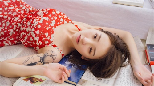 幽兰轩直播软件：一款可以永久性免费体验的手机视频播放软件