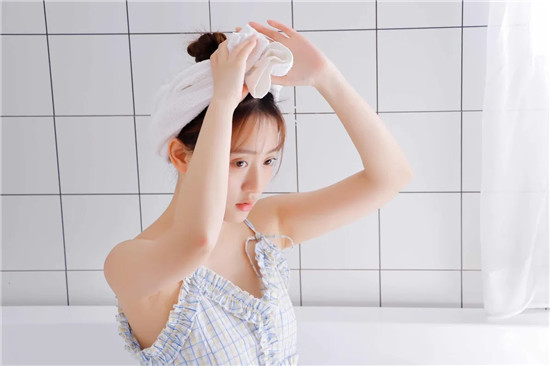 彩云直播iOS下载二维码:一款使用感非常不错的手机视频播放软件